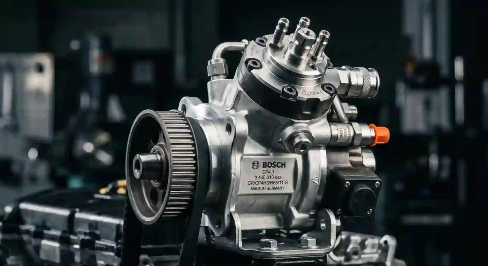 Bomba de Alta Presión Bosch CP4 Original - IBARParts Bomba de alta presión Bosch CP4 original para sistemas Common Rail diesel - Repuestos OEM IBARParts